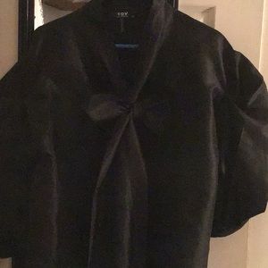 Chiffon Blouse black ties in front or long tie